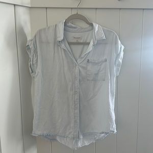 Chambray short sleeve top. Only wore once and washed.